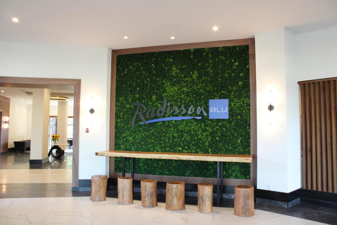Radisson Blu Vancouver Airport Hotel & Marina Richmond Eksteriør billede